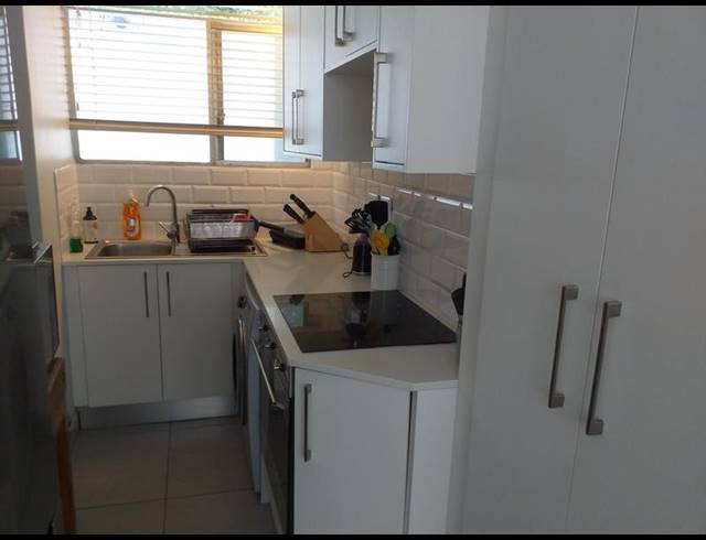 1 BEDROOM PROPERTY TO RENT IN NEWLANDS